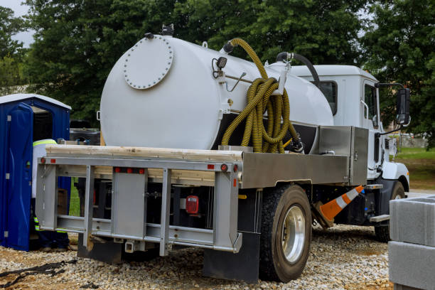 Best Porta potty rental near me  in Quincy, IL